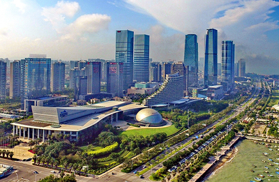 三十五載特區(qū)風(fēng)華正茂，廈門(mén)再啟新程譜華章